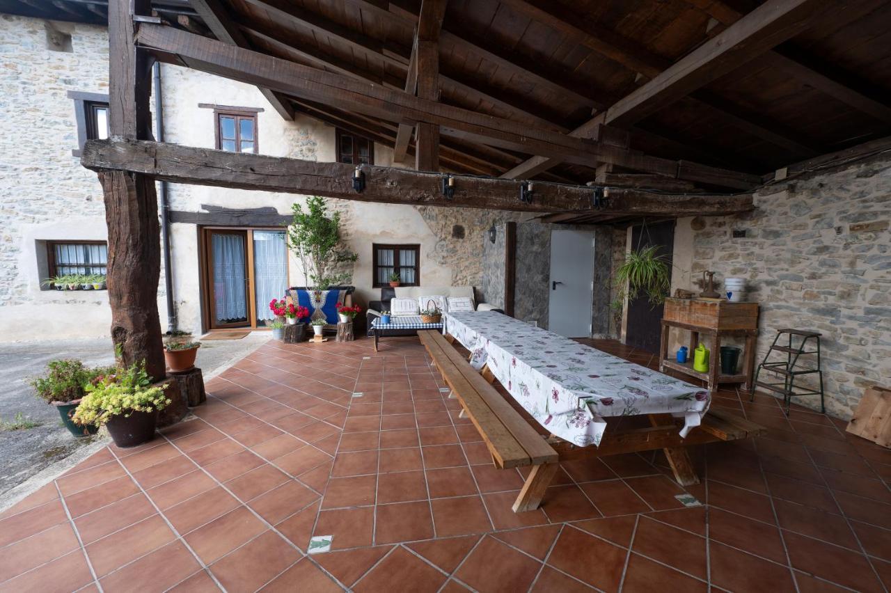 Mujika Etxea Villa Manurga Exterior photo